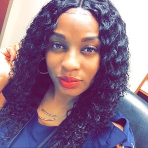 Meet your Posher, Almeda